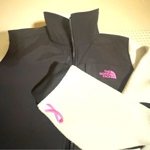 Brand new North Face Polertec Fleece Jacket M